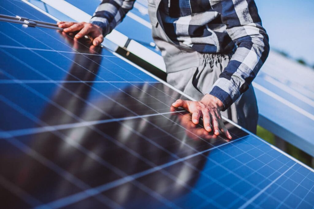 How To Clean Solar Panels